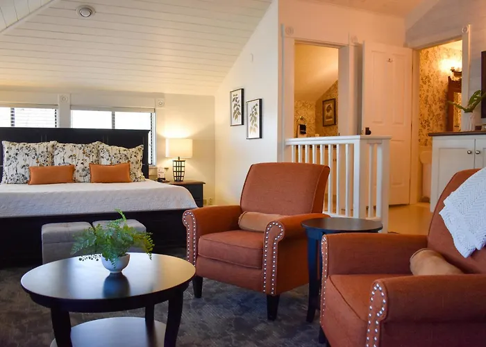 Mccall House Boutique Hotel